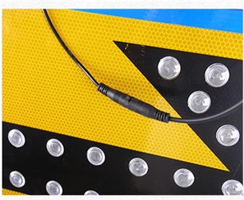 太陽能導(dǎo)向標牌